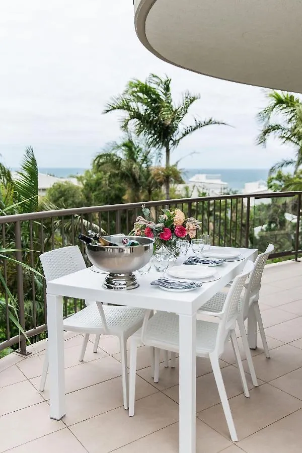 Sunshine Retreat Offers Ocean Views And Style Apartment Sunshine Beach 0*,  Australia