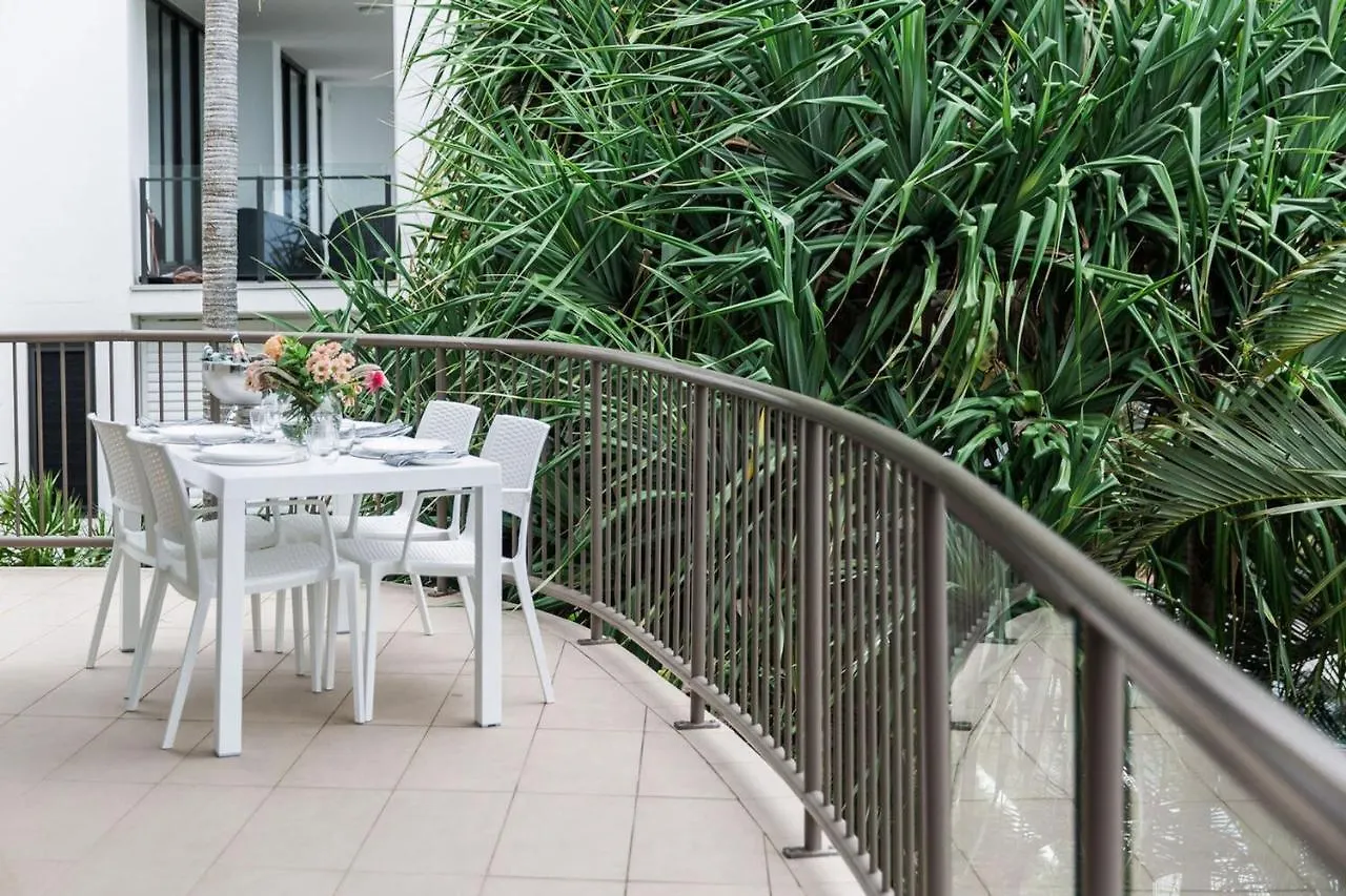 Sunshine Retreat Offers Ocean Views And Style Apartment Sunshine Beach