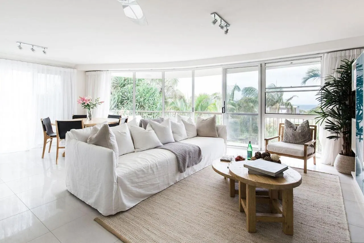 Sunshine Retreat Offers Ocean Views And Style Apartment Sunshine Beach Australia
