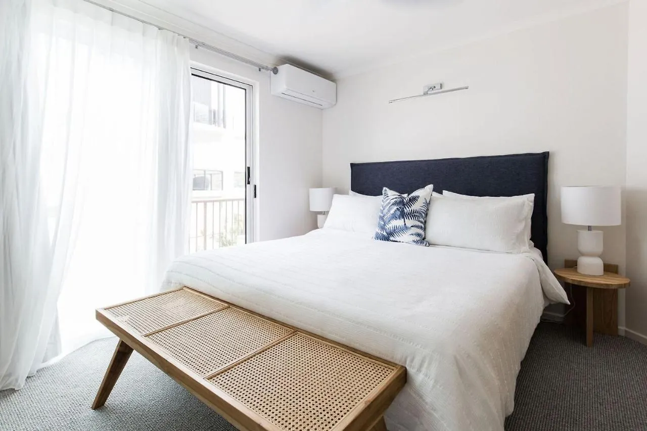 Sunshine Retreat Offers Ocean Views And Style Apartment Sunshine Beach
